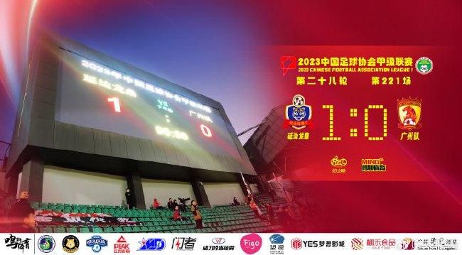 杜江：有个干妈就更有优势了 2017-10-11 《爸爸去哪儿》第五季萌娃们的表现大家想必已经领略到了，杜江和儿子嗯哼更是圈粉无数。